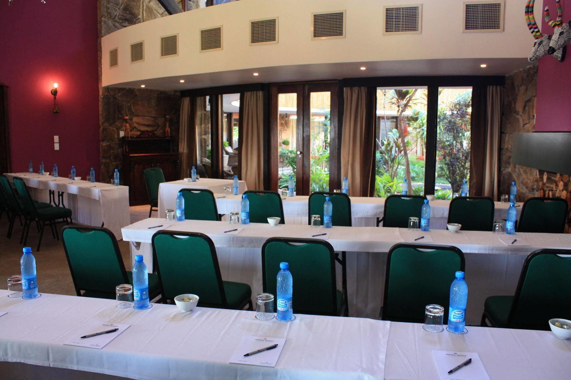 ווייט ריבר Protea Hotel Winkler מראה חיצוני תמונה