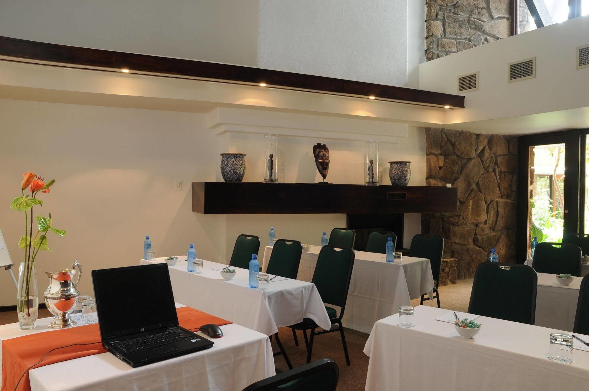 ווייט ריבר Protea Hotel Winkler מראה חיצוני תמונה